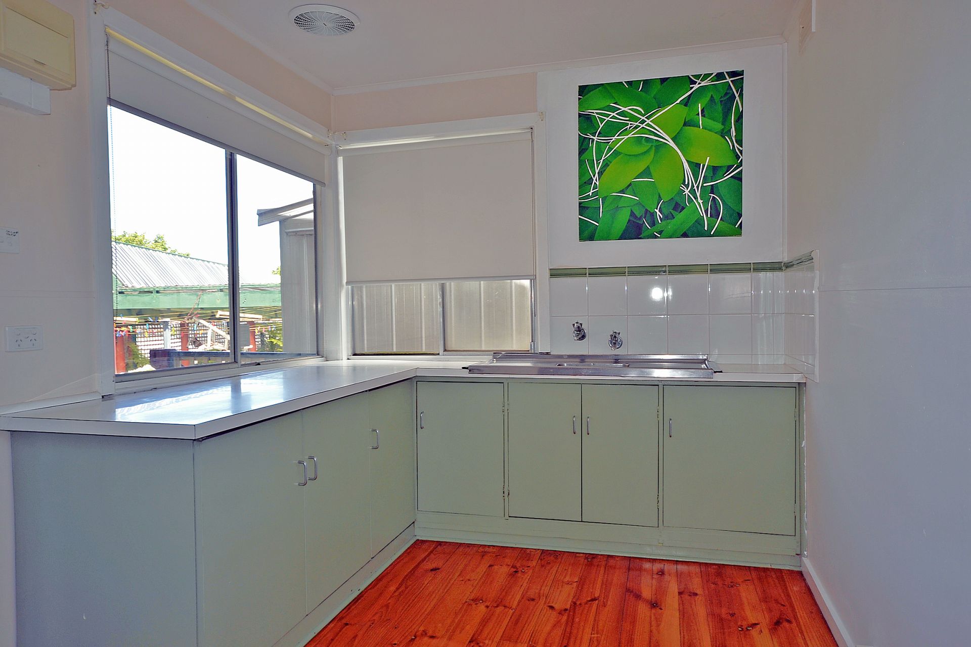 SPACIOUS ONE BEDROOM, SEMI-FURNISHED, INCLUDES UTILITIES