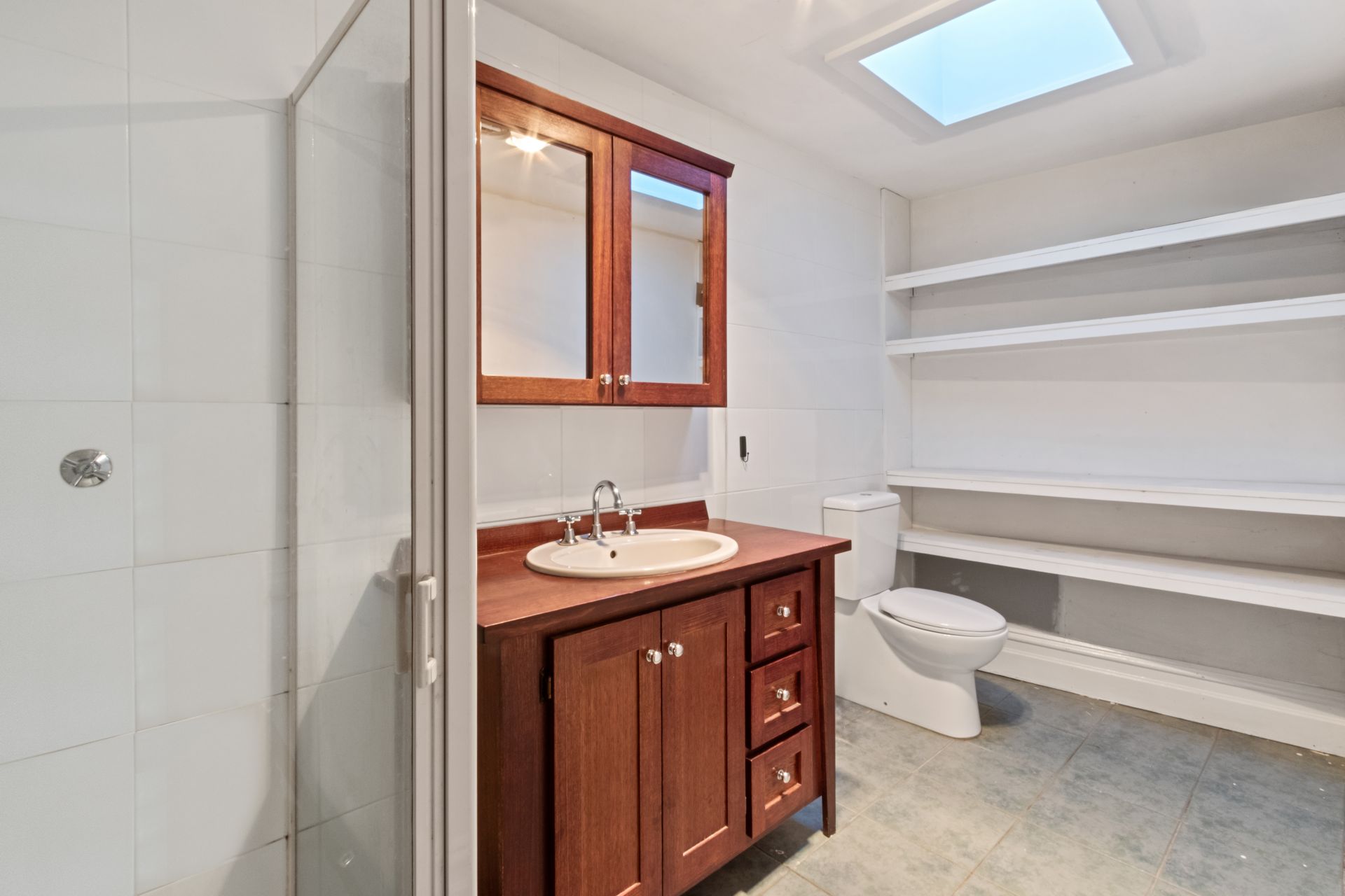 Vibrant Home in Premium locale