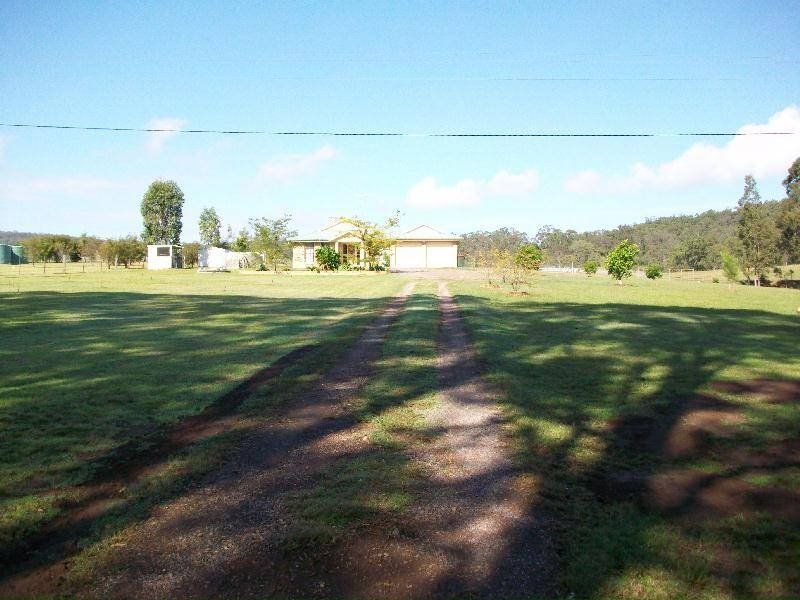 13 Storks Road GLEN OAK NSW, Glen Oak - Image 1