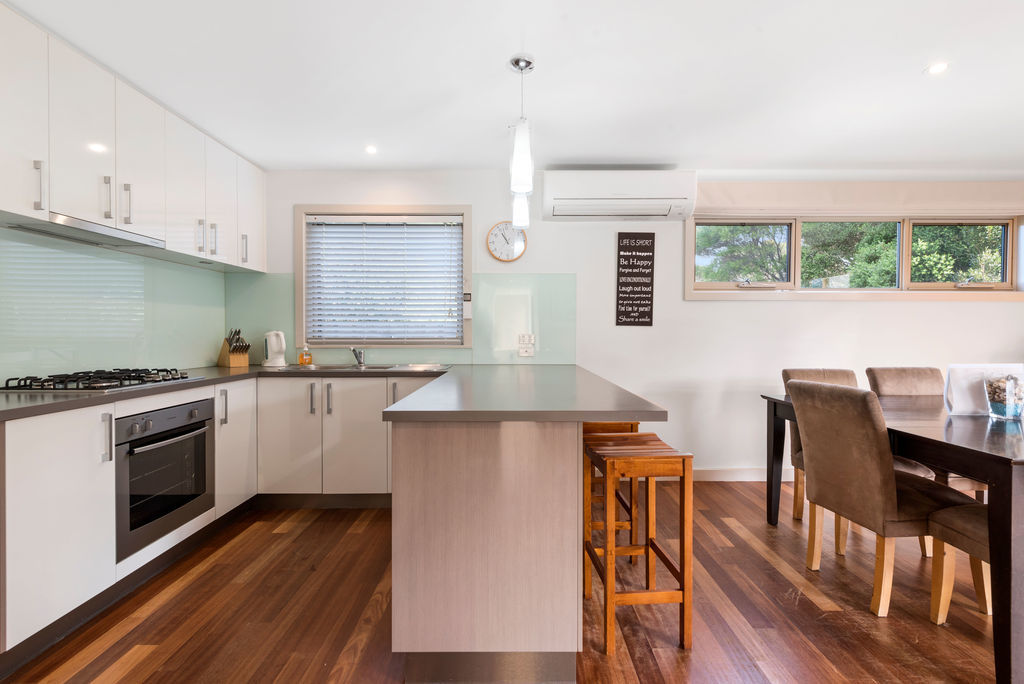 2/37 Thomson Street, Apollo Bay, VIC, Apollo Bay - Thumbnail 2