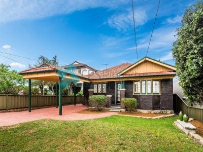 CHARACTER FILLED FREESTANDING HOME
OPEN FOR INSPECTION: SAT 15 NOVEMBER - 11:00 TO 11:30AM