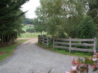382 Lockwoods Road, CLAUDE ROAD, Claude Road - Thumbnail 3