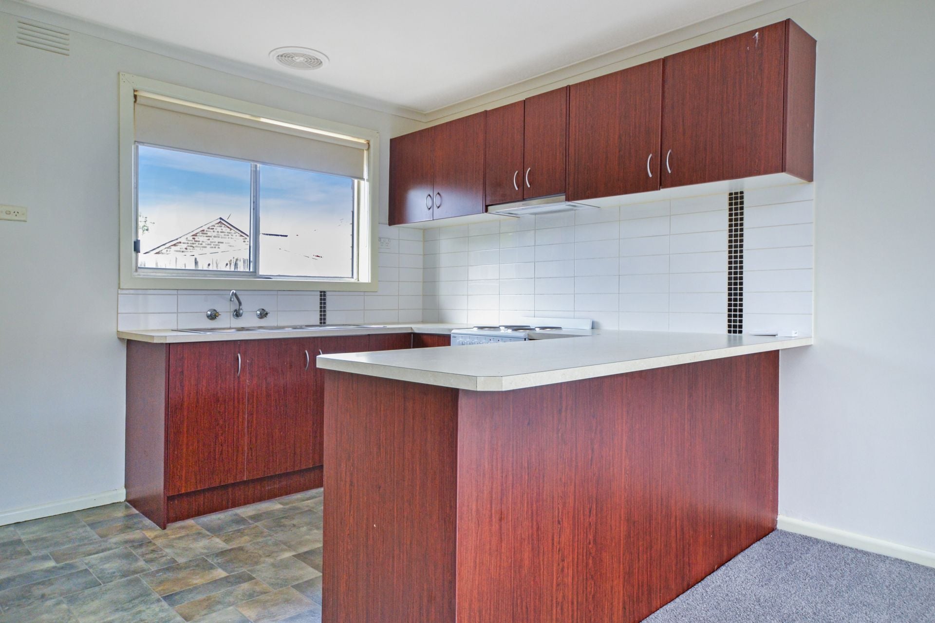 COVENIENT, AFFORDABLE AND LOTS OF SPACE