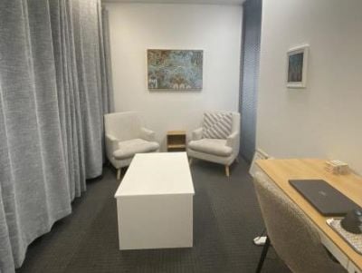 NEWLY REFURBISHED OFFICE WITHIN NEWSTEAD COMMERCIAL VILLAGE