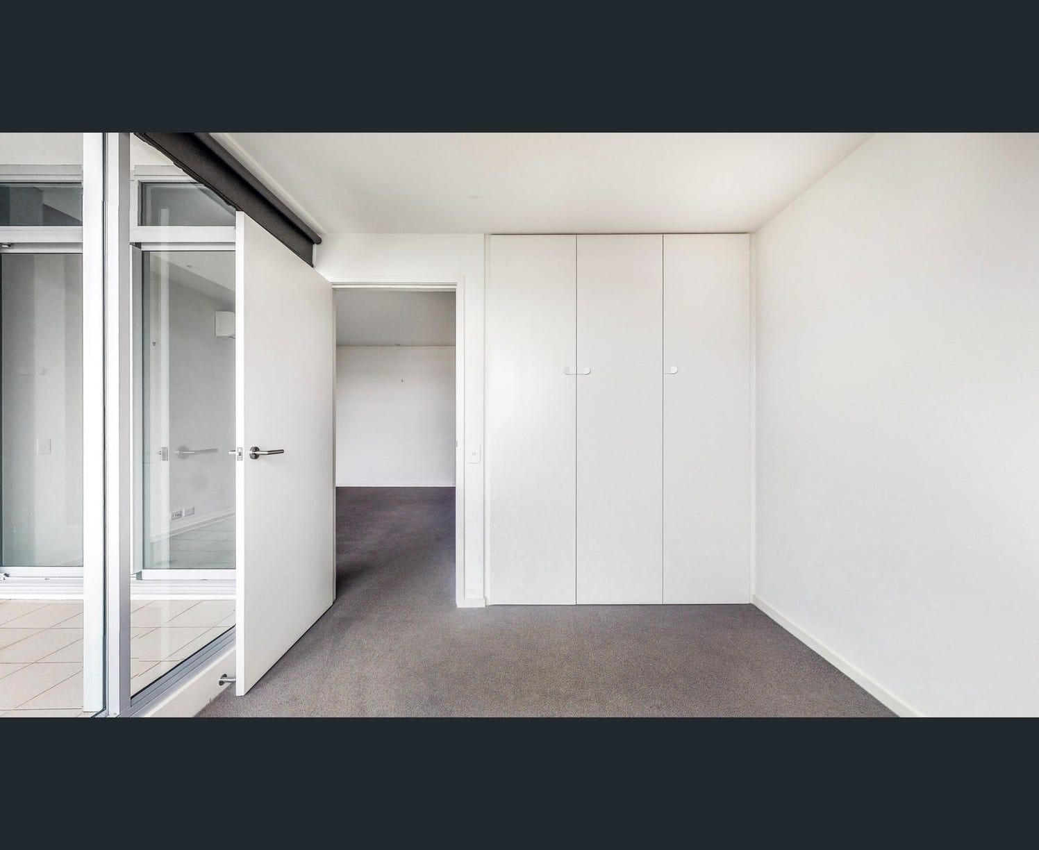 MODERN APARTMENT IN THE HEART OF RICHMOND