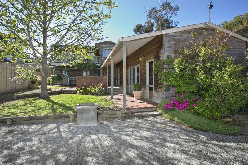 17 Bell Street Ocean Grove VIC, Ocean Grove - Thumbnail 2