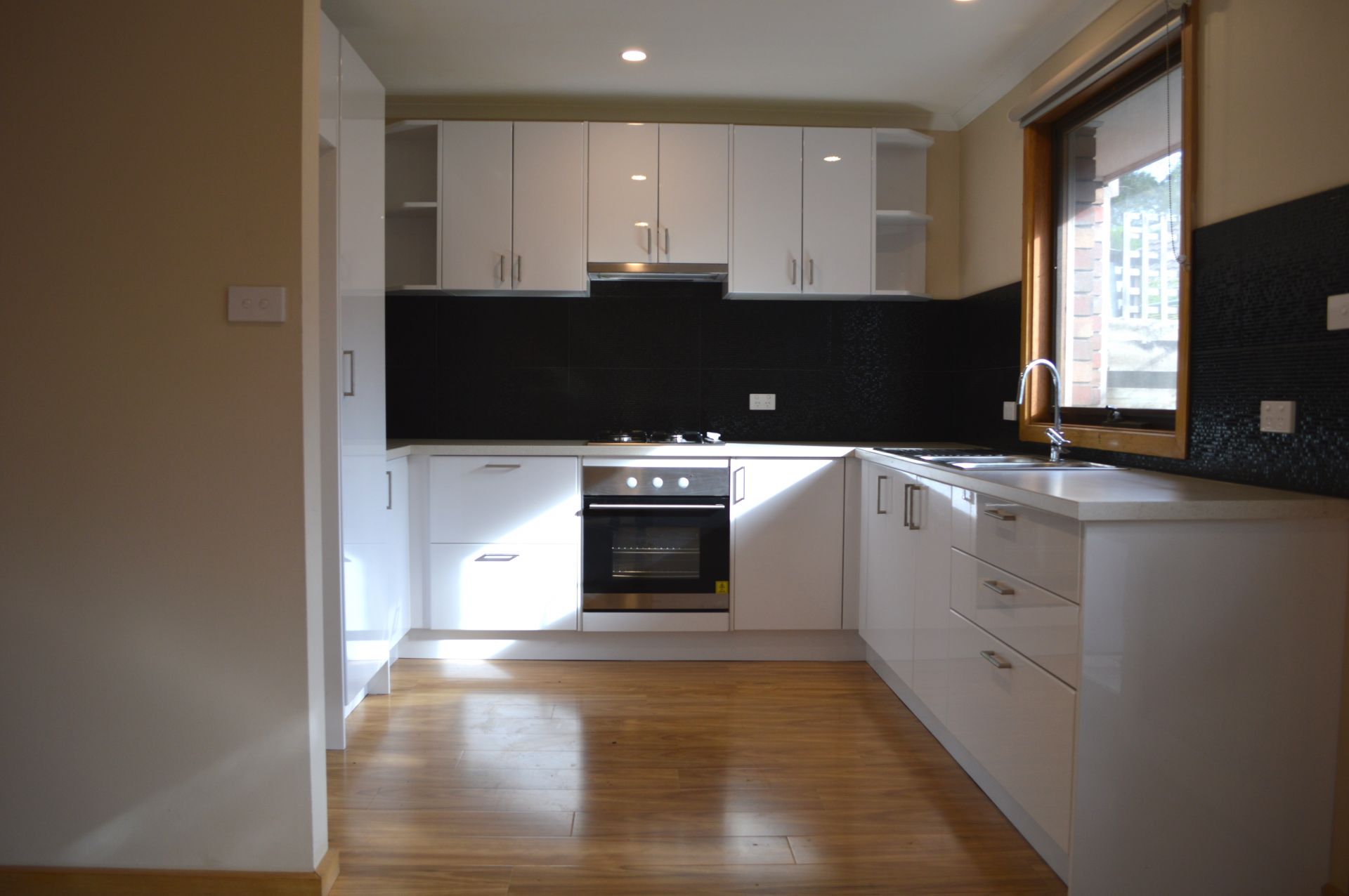 LOW MAINTENANCE LIVING!   *Insp Sat 21st Sep @ 11:20am & Tue 24th Sep @ 4:35pm*