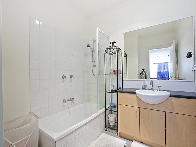 14 Lloyds Avenue, Caulfield East - Thumbnail 8