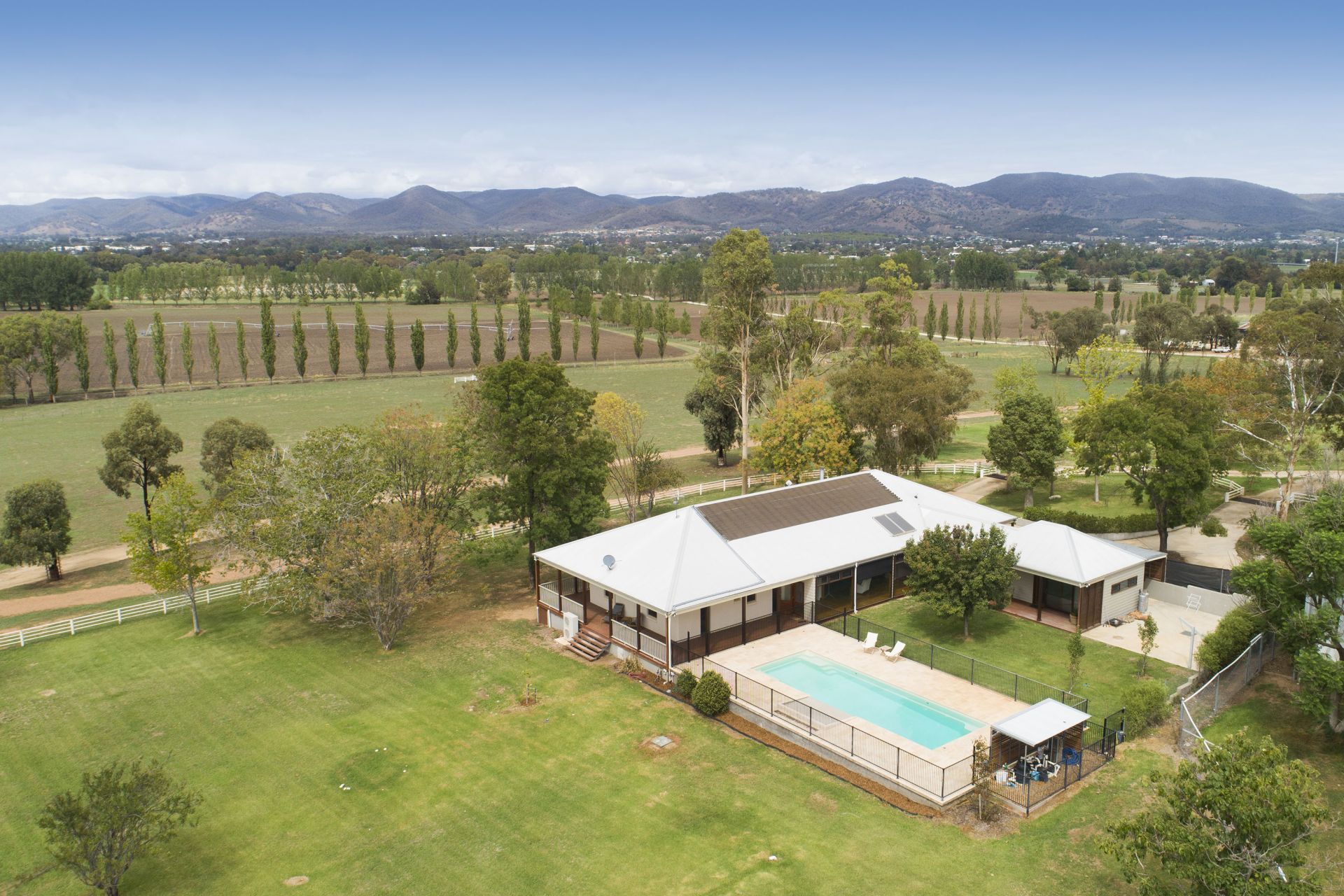 31 Robert Hoddle Grove, Mudgee The Property Shop