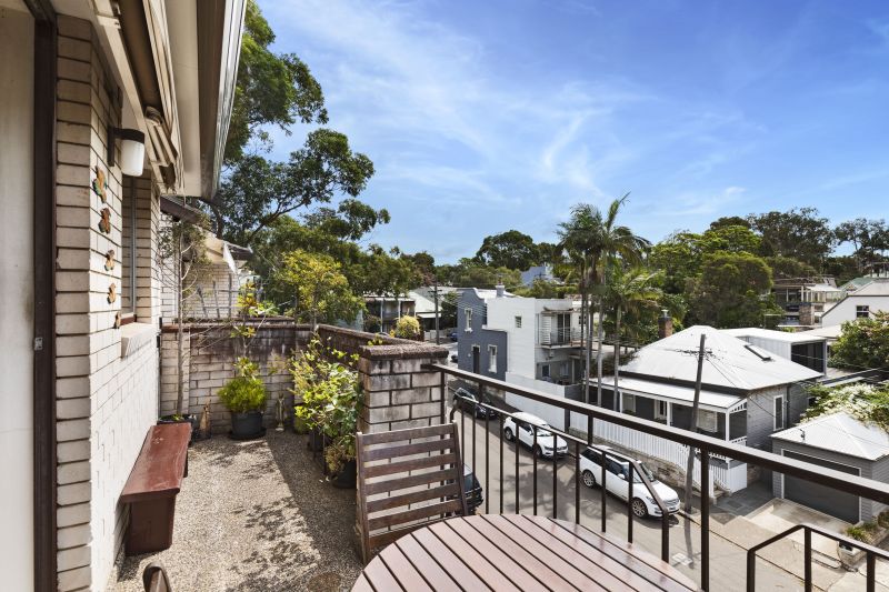 9/31 Church Street, Birchgrove