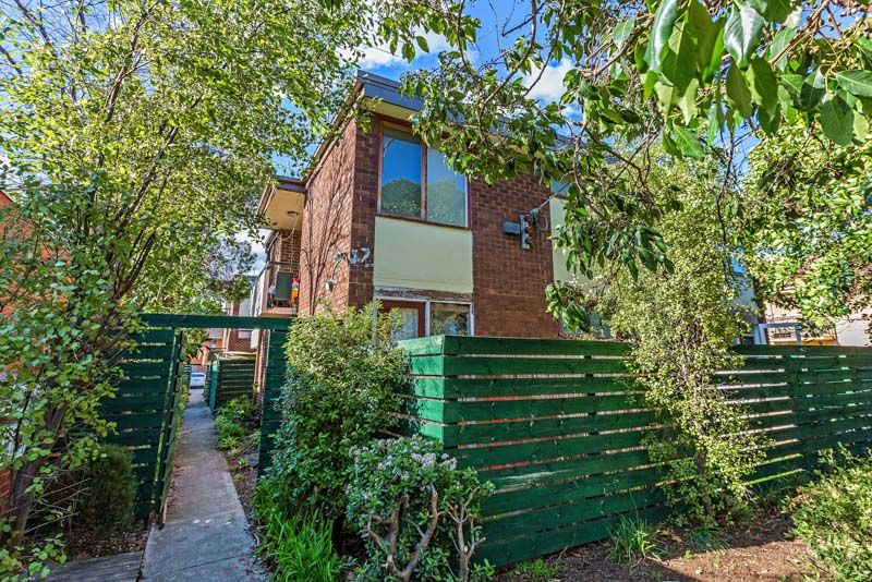 2/3 Gordon Street, Footscray - Thumbnail 2