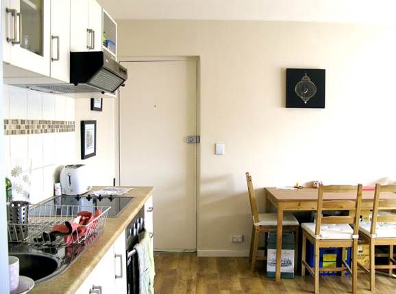 Cosy Ground Floor Apartment in the Heart of Thornbury!