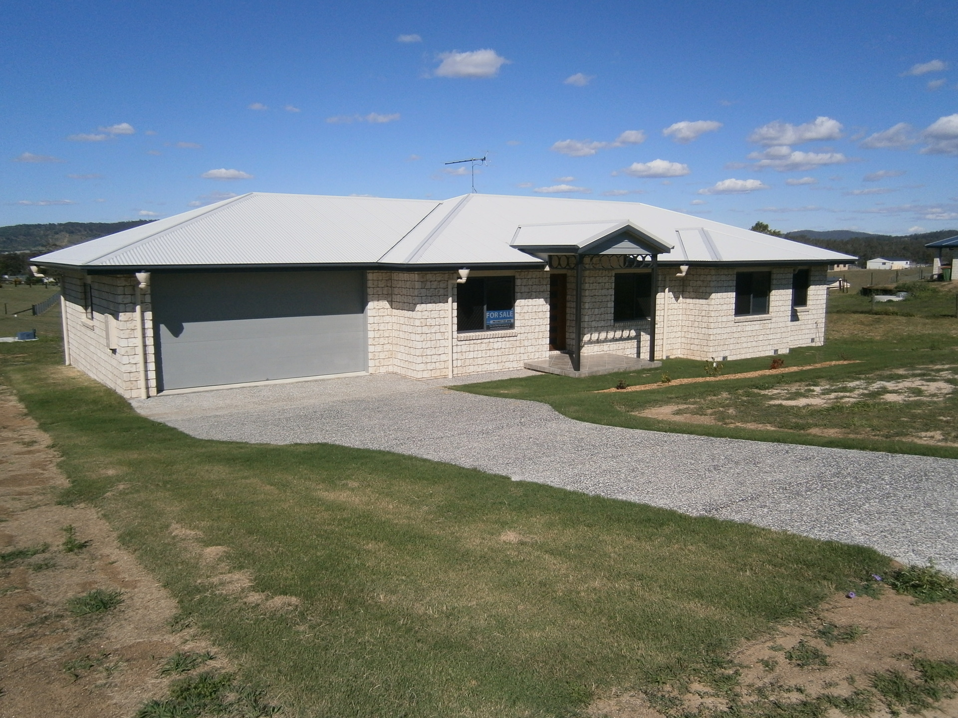 37 Nagle Cres, HATTON VALE, QLD, 4341 House buyMyplace