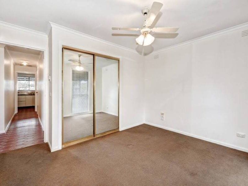 24 Edwards Drive, Altona Meadows - Thumbnail 7