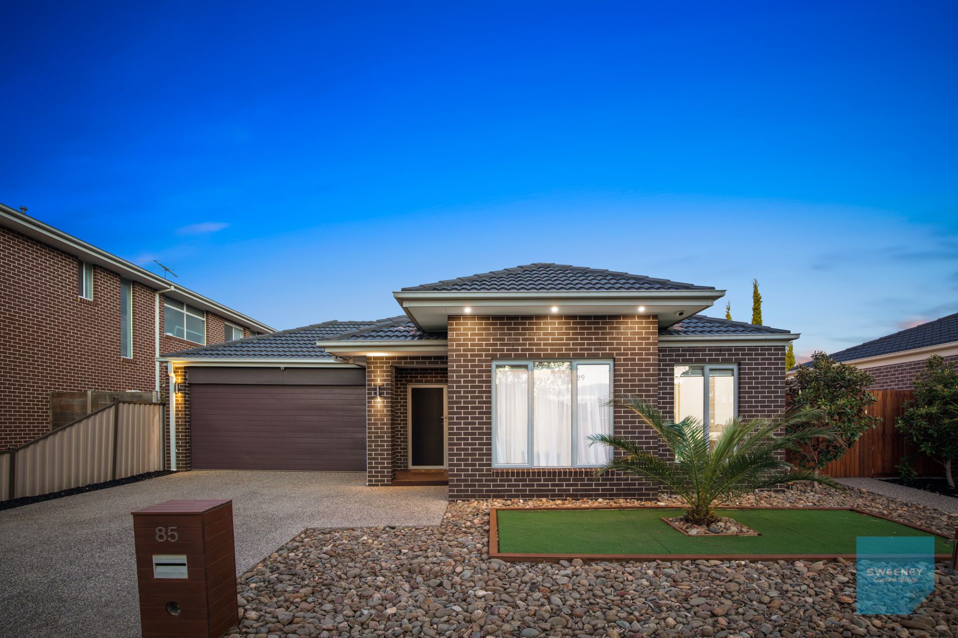 85 Tenterfield Drive, Burnside Heights - Thumbnail 2