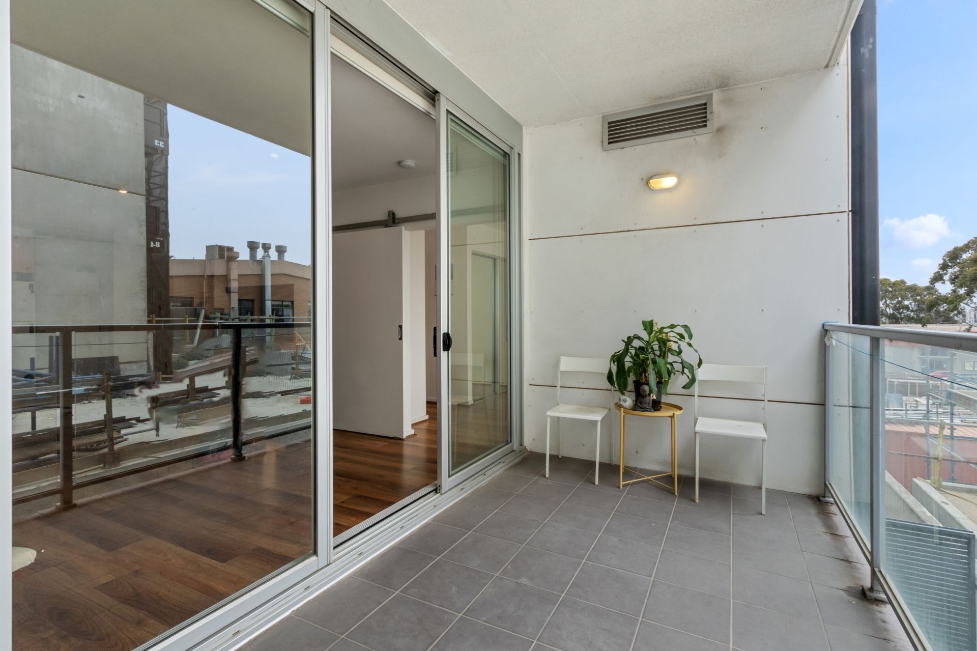 EXTRA SPACIOUS TWO BEDROOM