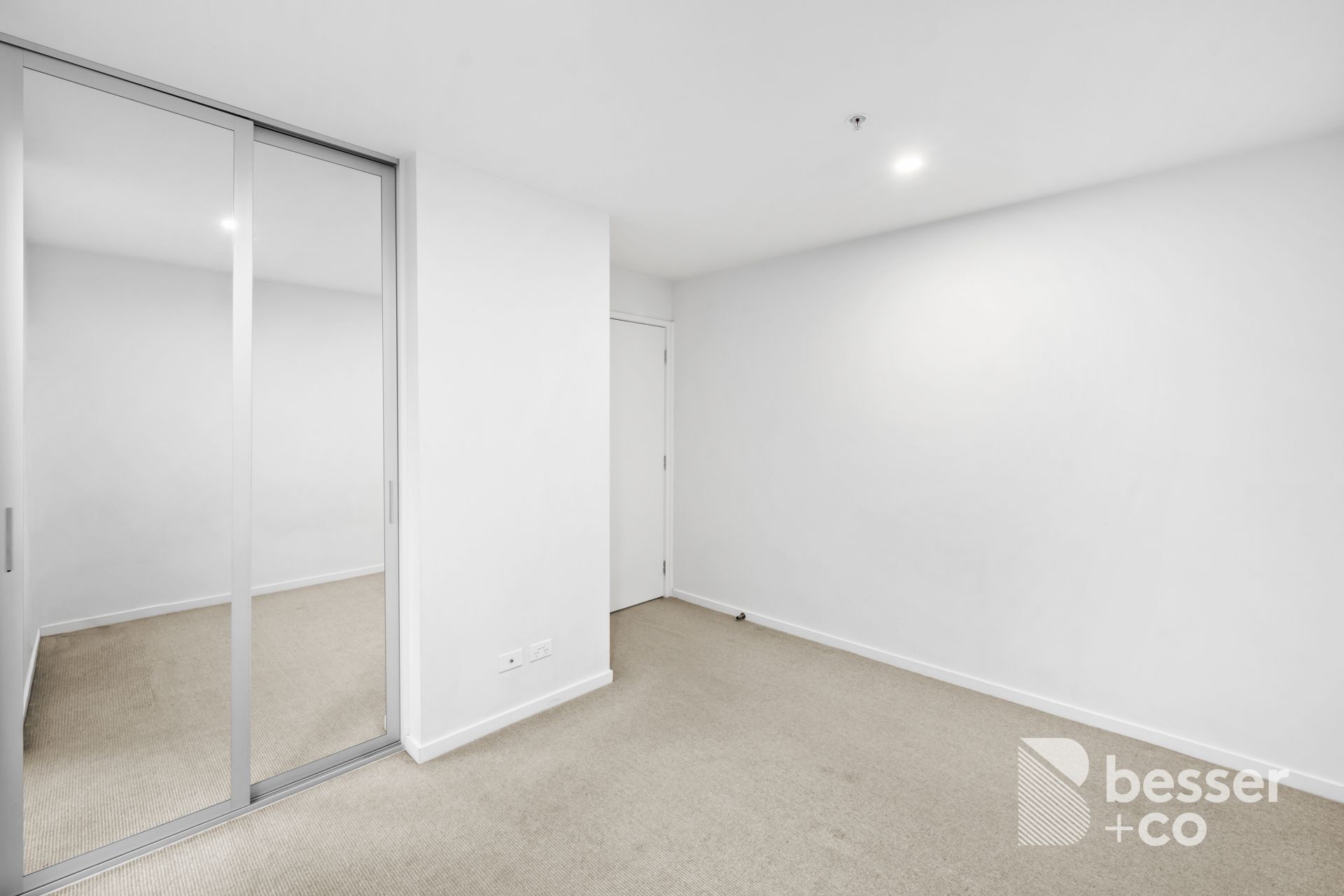 208/2A Clarence Street, Malvern East - Thumbnail 5
