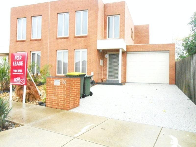 30 Cobblestone Drive, South Morang