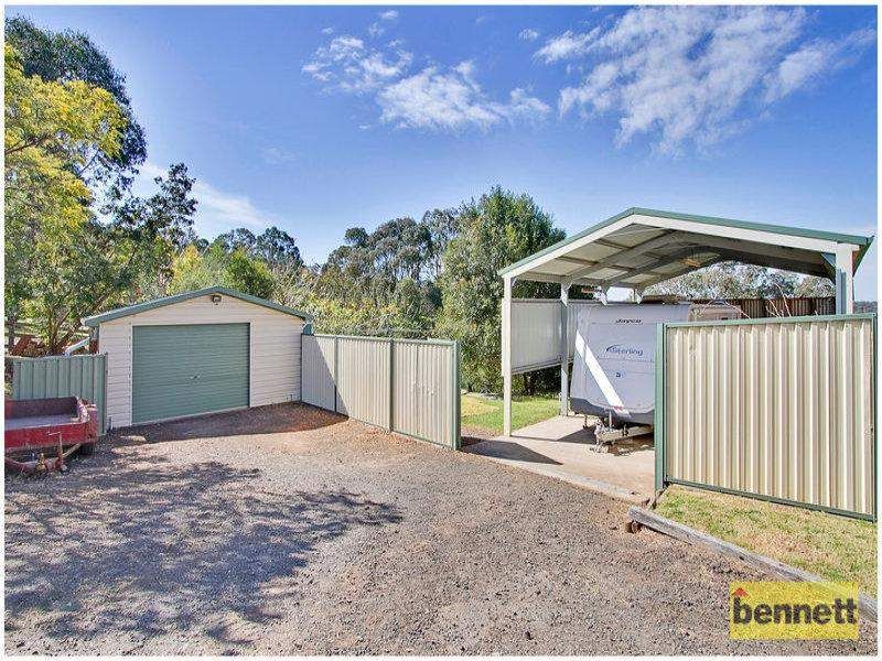 236 Crooked Lane, North Richmond - Thumbnail 4