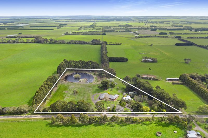 100 Bushs Road, Deans Marsh, VIC, Deans Marsh - Thumbnail 2