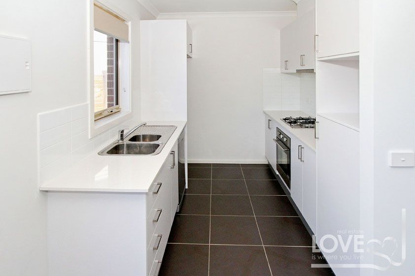 SPACIOUS TOWNHOUSE