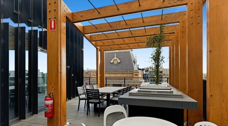 Modern Living in an Iconic Collingwood Setting