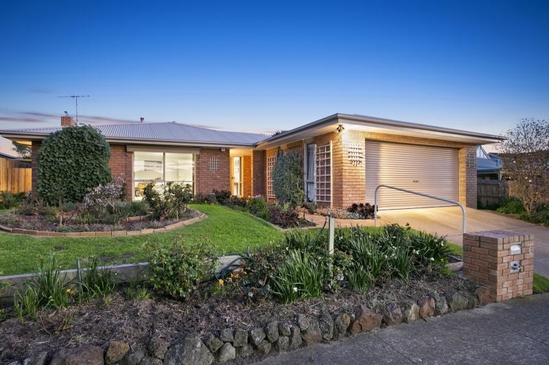 6 Trident Crt Ocean Grove VIC, Ocean Grove - Thumbnail 2