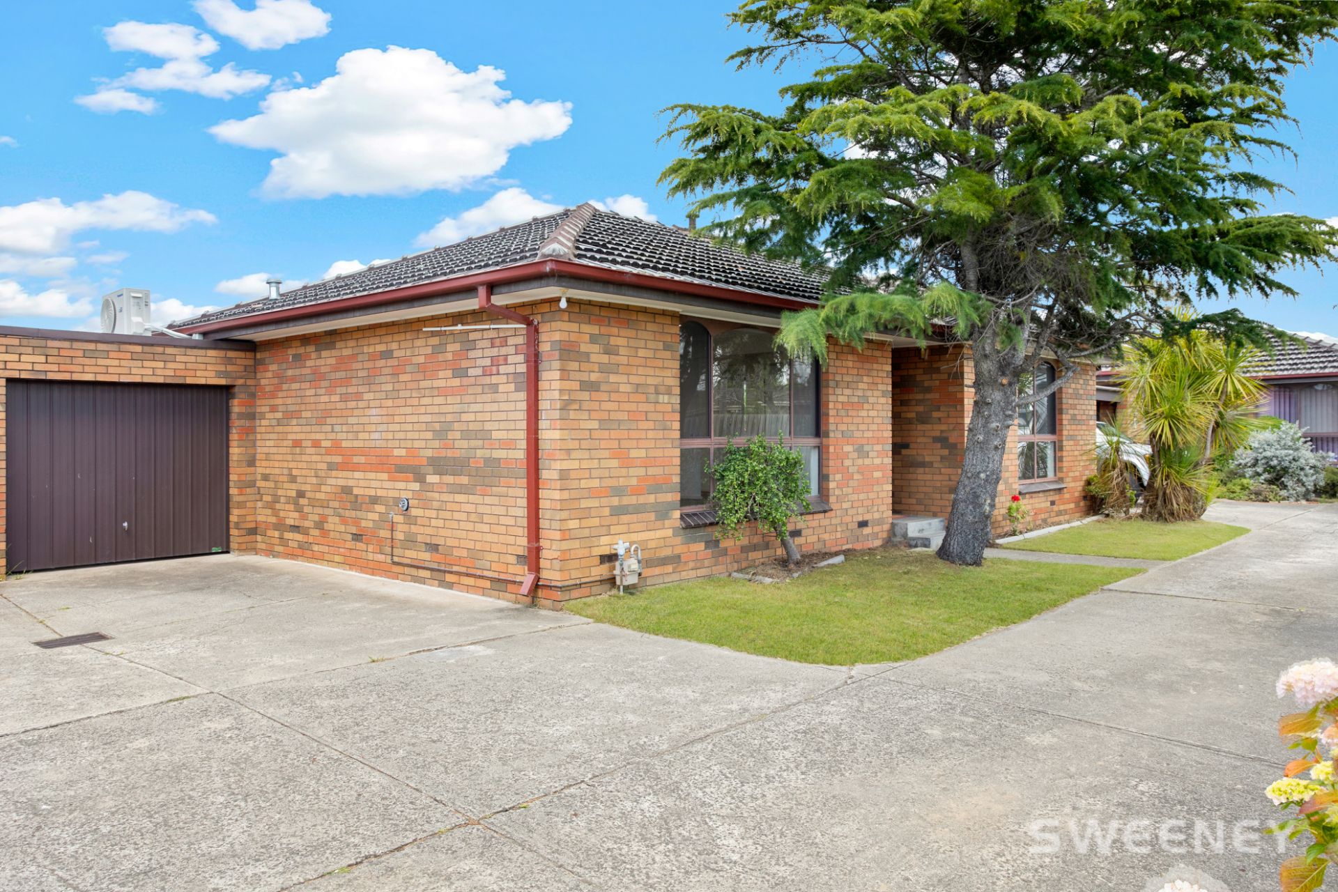2/49 Rayner Street, Altona - Thumbnail 2