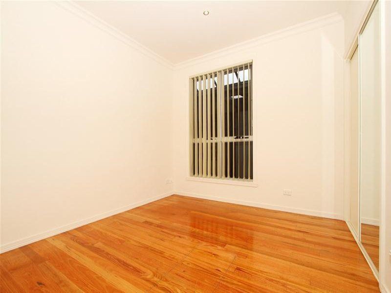 Stunning & Large 2 Bedroom Apartment