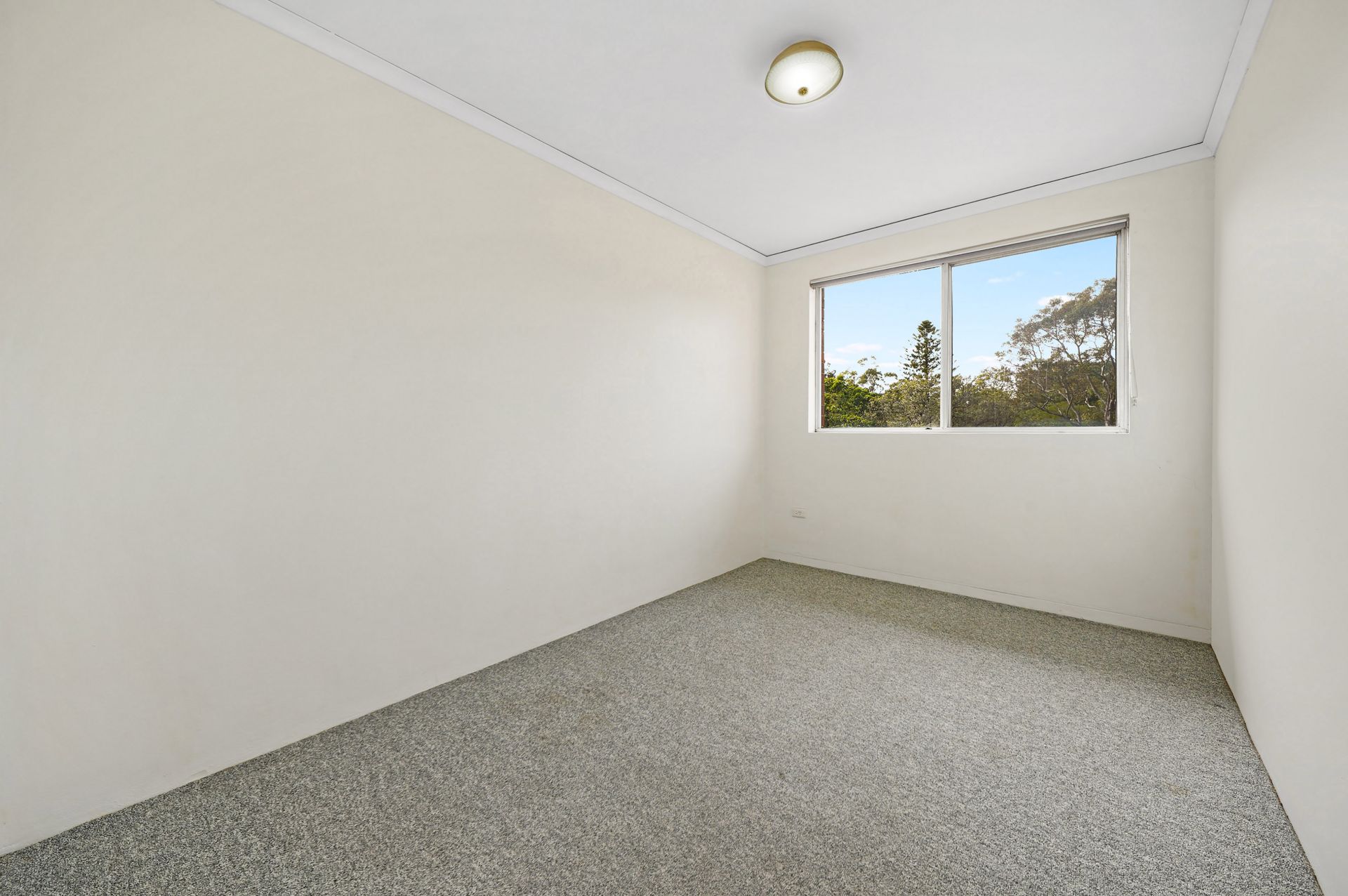 Real Estate For Lease 13/2 Railway Crescent Jannali , NSW