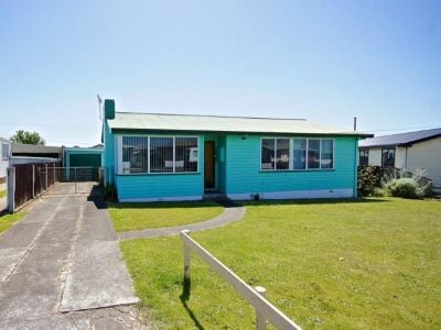 3
 
 
 
  
 
 
 1
 
 
 
  
 
 
 1
 
 
 
 
 
 
 
 12 Waniora Street, DEVONPORT TAS 7310, Devonport - Thumbnail 2