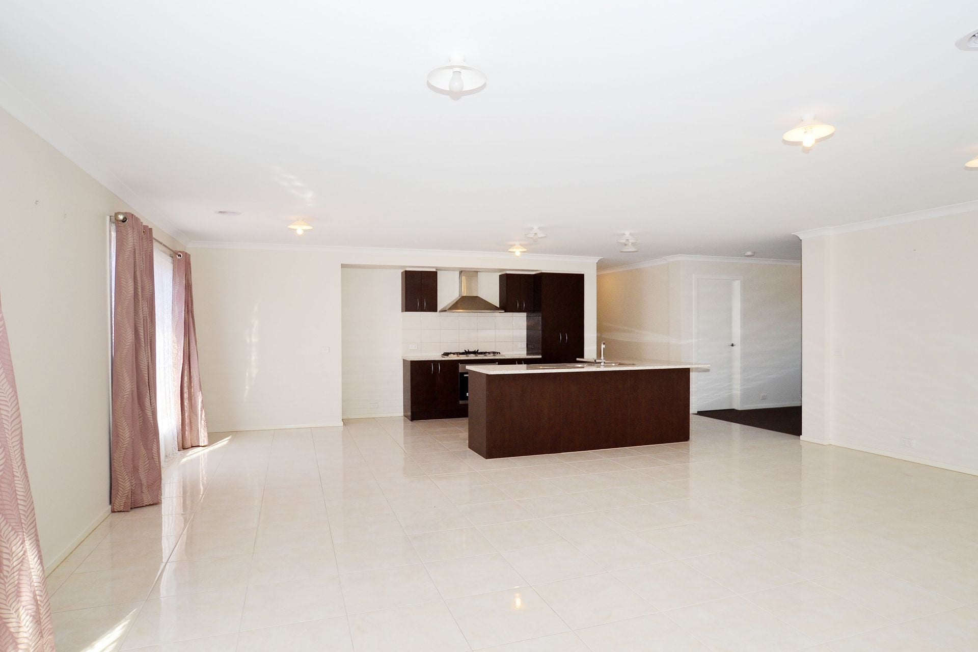 AFFORDABLE FOUR BEDROOM FAMILY RESIDENCE IN THE SUMMERHILL ESTATE