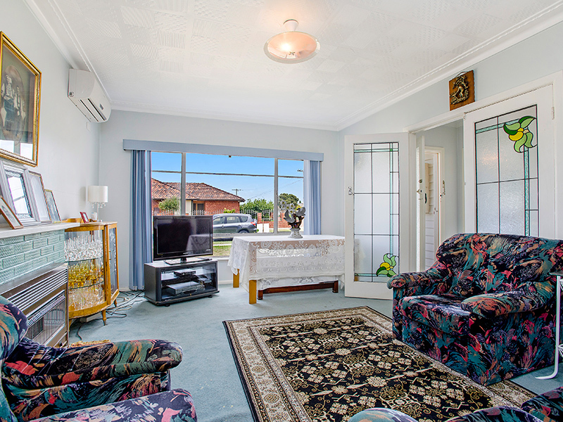 32 Cyclamen Avenue, Altona North - Thumbnail 3