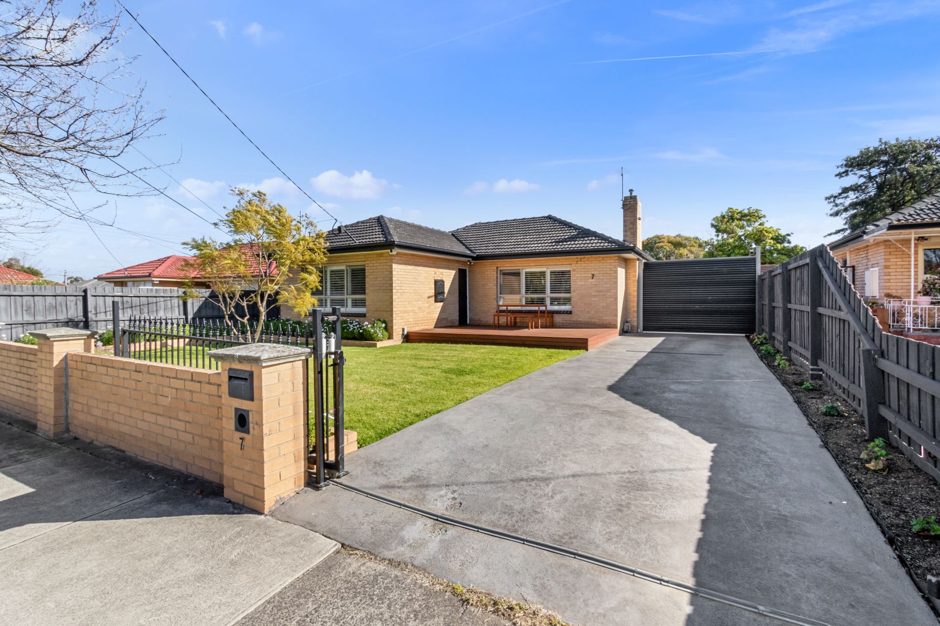 Immaculate House in Sensational Location