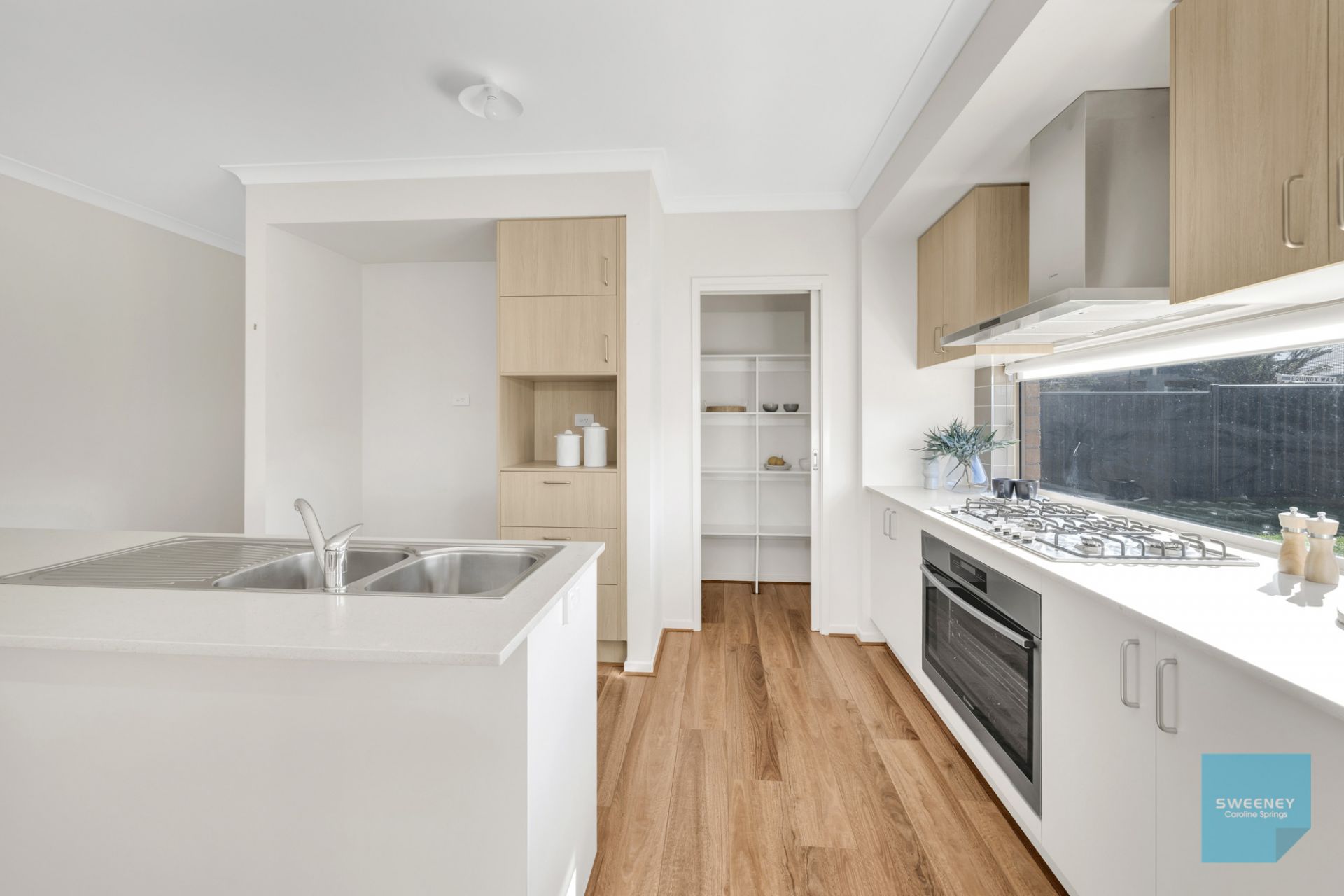 9 Eclipse Avenue, Fraser Rise - Thumbnail 7