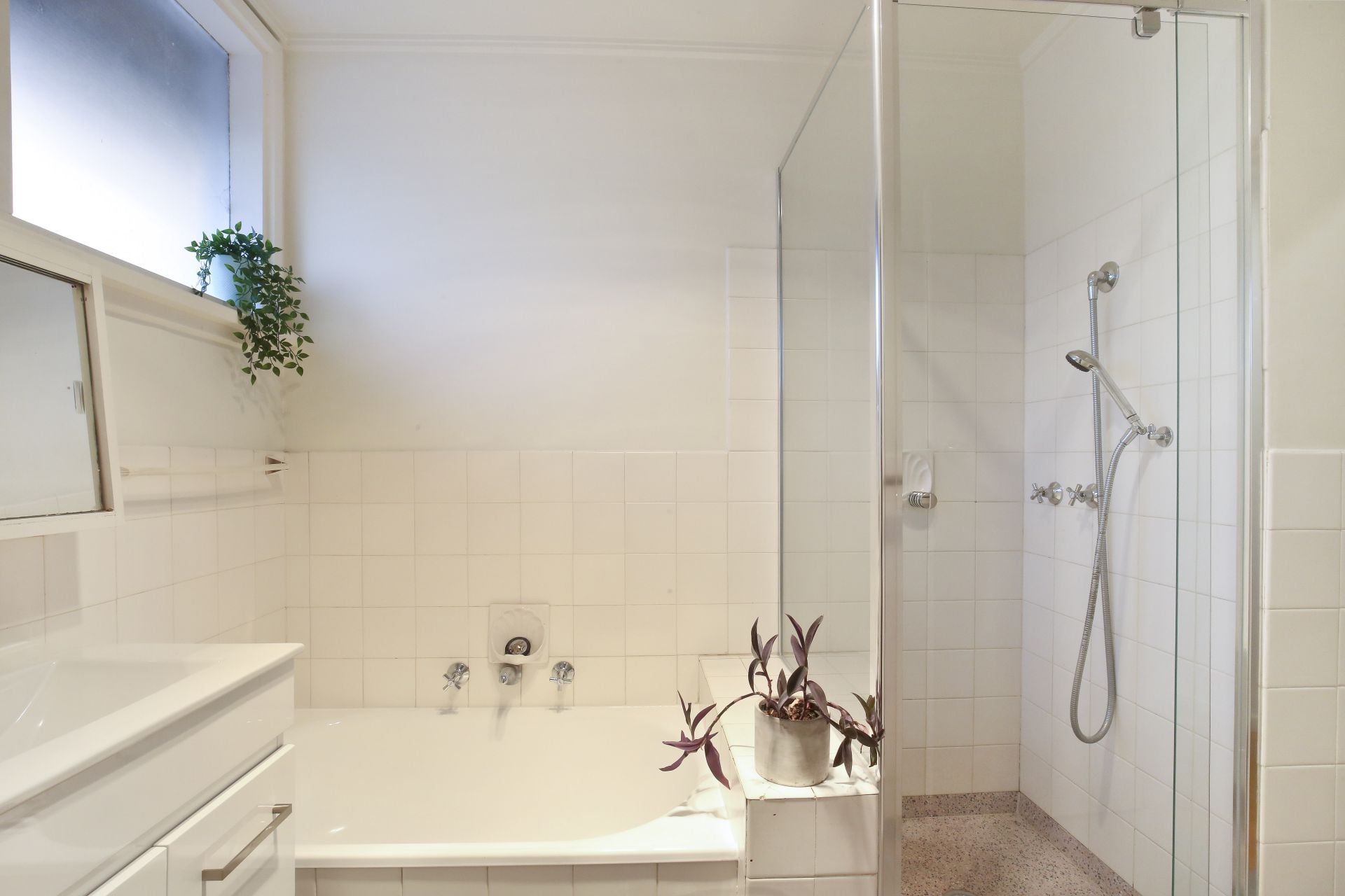 Seamless Living In The Heart Of Reservoir