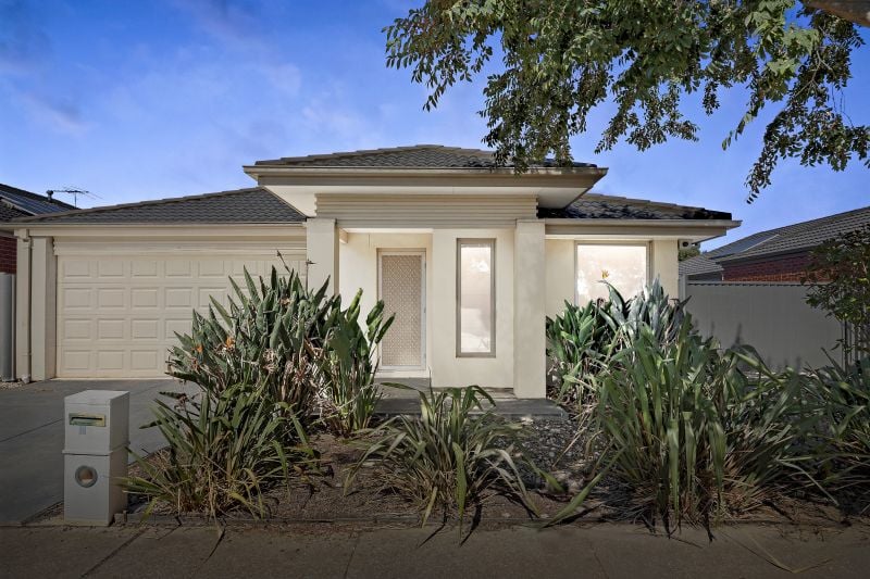58 Lamington Drive, Tarneit