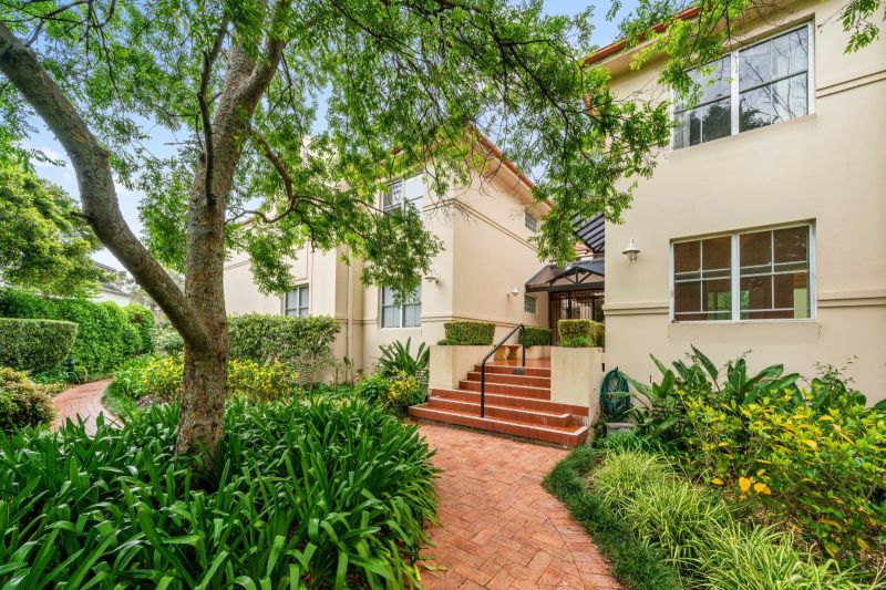 8/11 Cates Place, St Ives