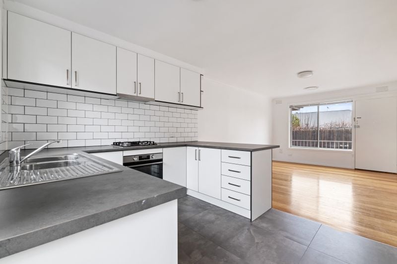 5/81 Delaware Street, Reservoir