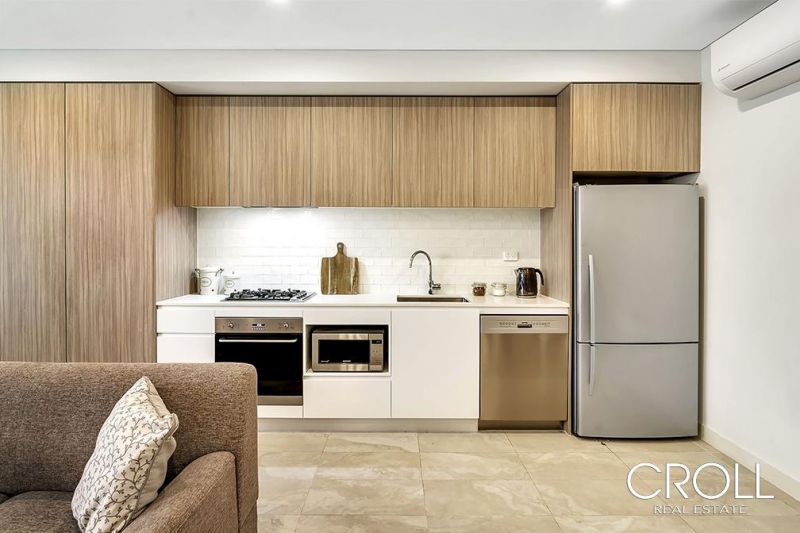 8/3 Corrie Road NORTH MANLY NSW, Manly - Thumbnail 2