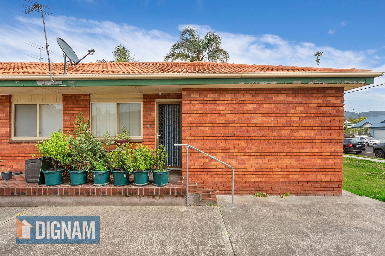 Sold property 1500000 for 63 Lake Parade East Corrimal , NSW 2518