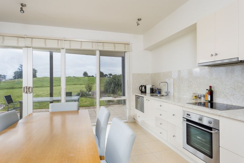 6/110 Tomara Drive BARWON HEADS VIC, Barwon Heads - Thumbnail 8