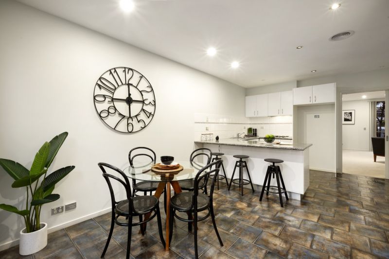 2A Pakenham Street, Blackburn - Thumbnail 3
