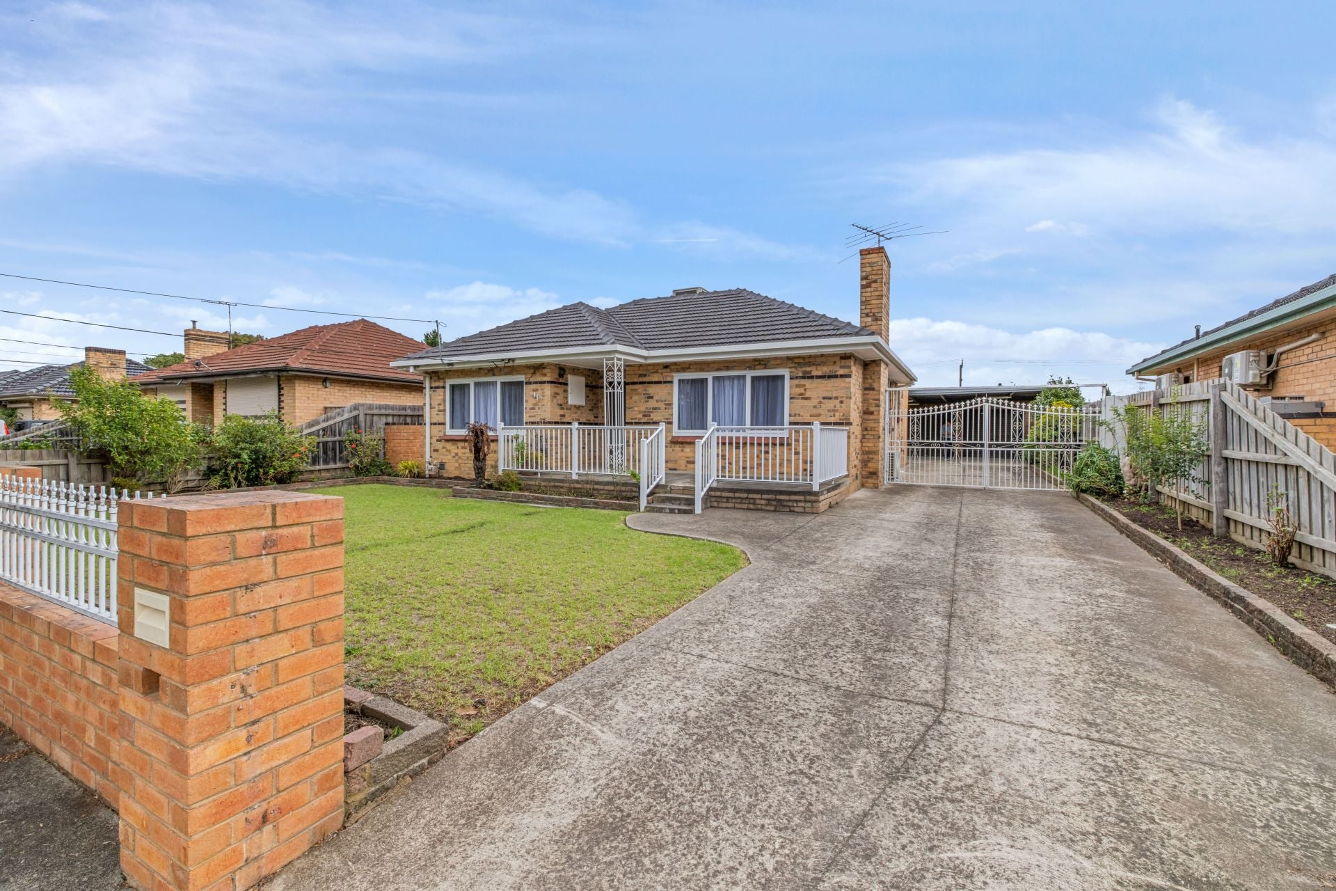 Spacious Home in Quiet Position
