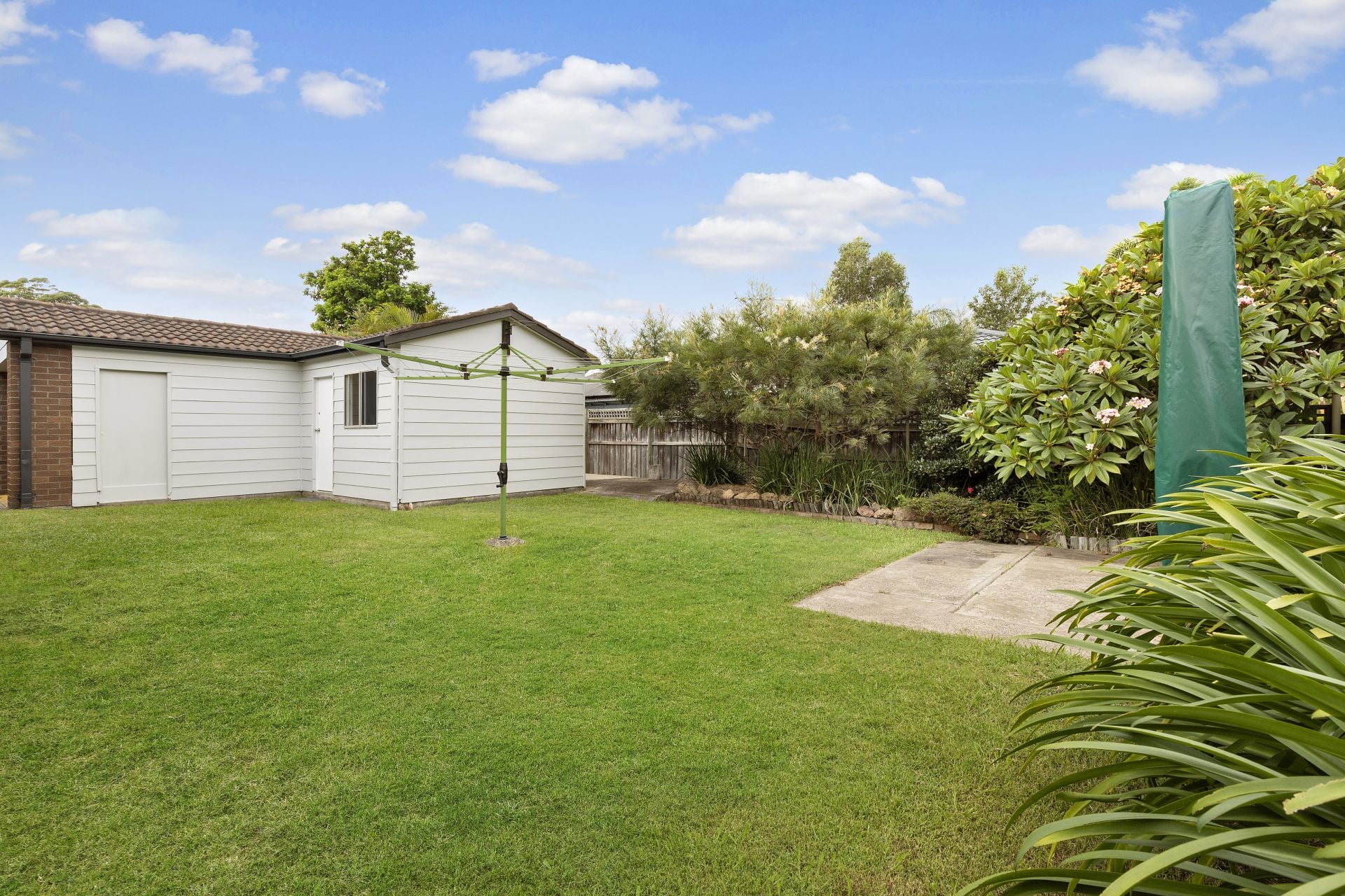 Real Estate For Sale 3 Howse Crescent Cromer Heights , NSW
