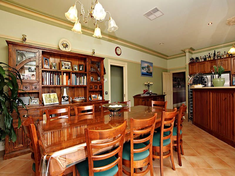 67 Springlake Avenue, Caroline Springs - Thumbnail 8