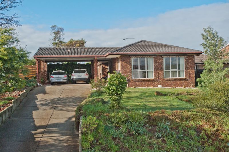 164 Underbank Boulevard, Bacchus Marsh - Thumbnail 2