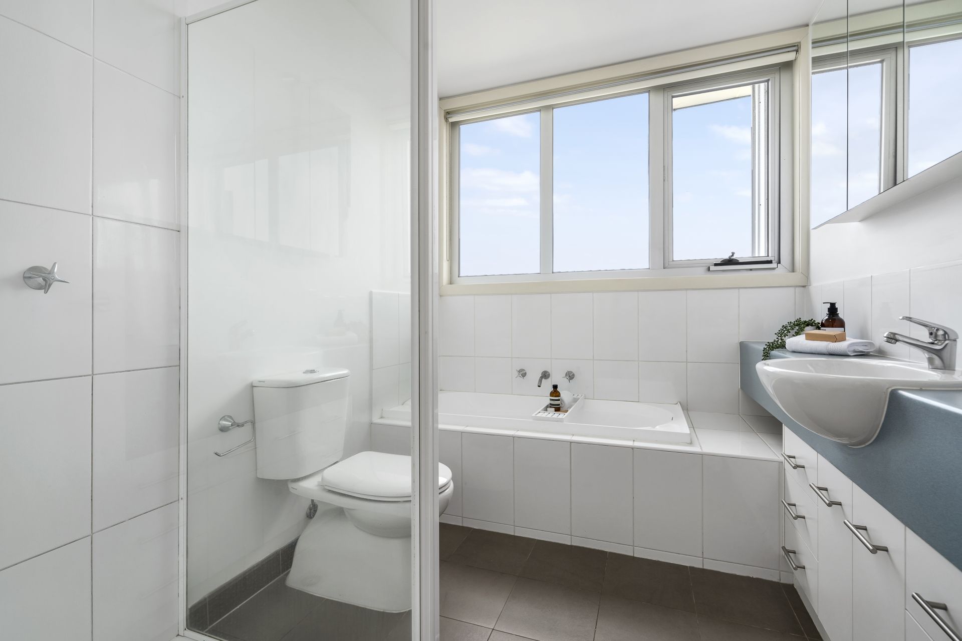 Enhanced Apartment in Prime Northcote