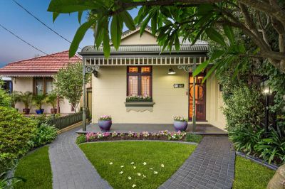 90 Riverside Crescent, Dulwich Hill