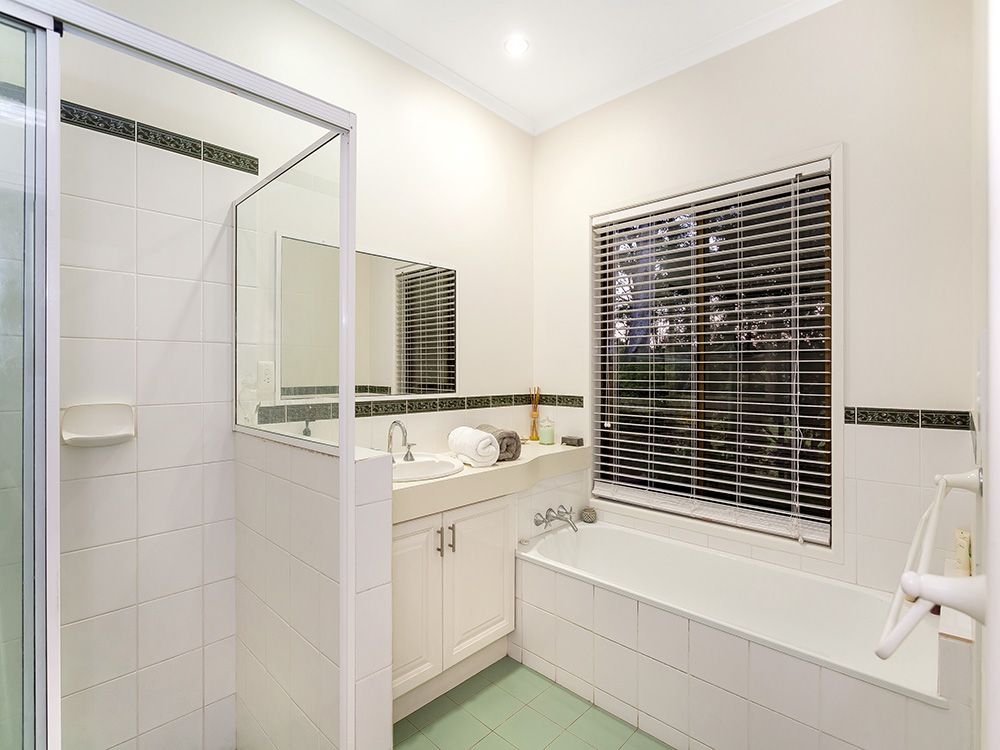 Real Estate For Sale 86100 Thompson Road Dulong , QLD